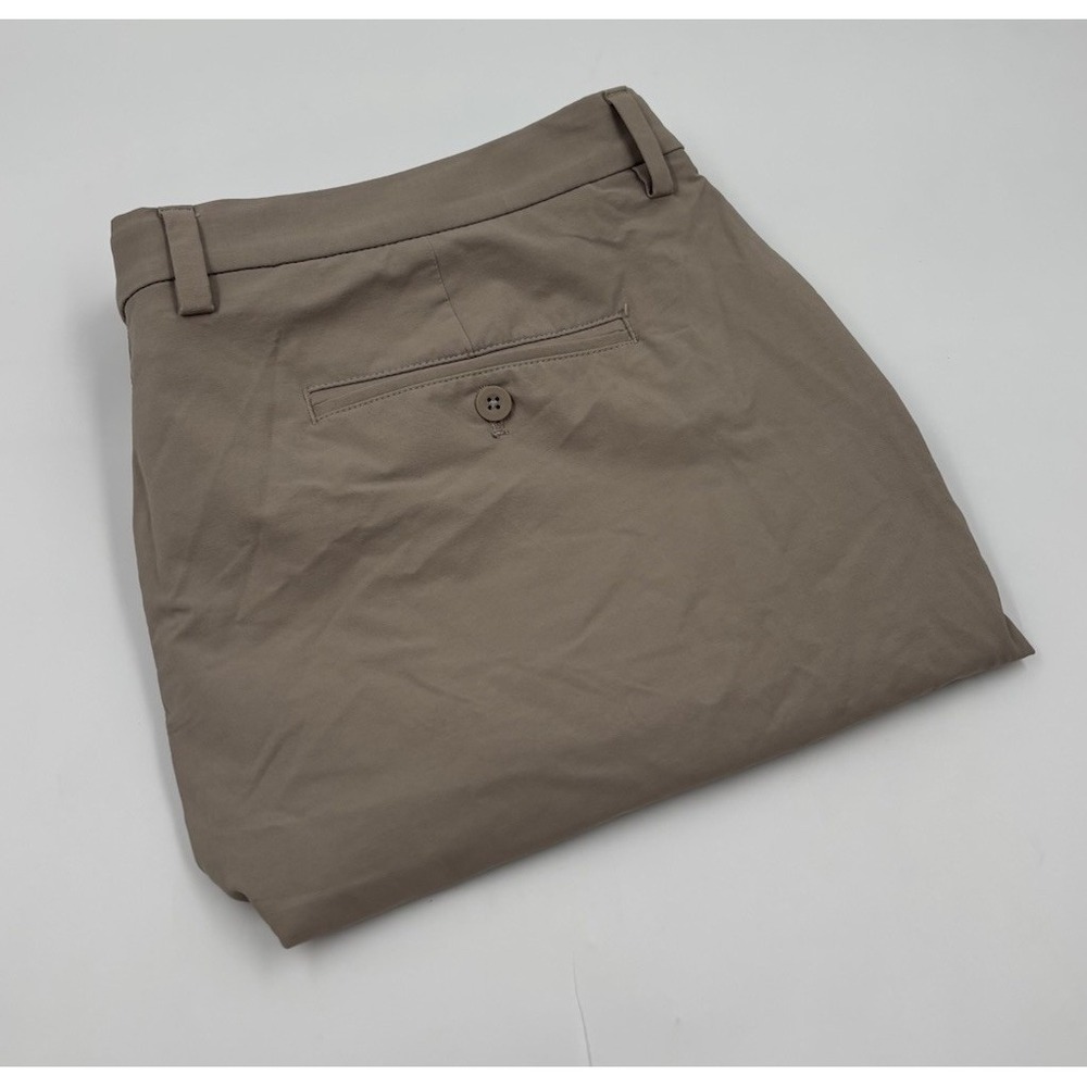 Vineyard Vines‎ Men's 40 On The Go Nylon Tan Shorts